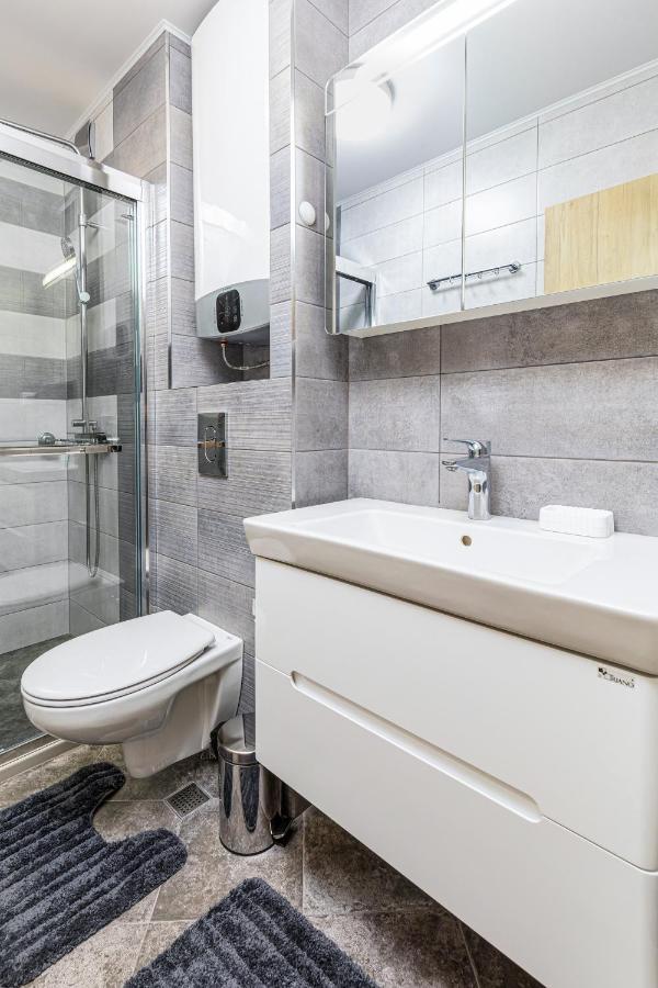 Stylish 1Bd Flat With A Parking Spot By Flat Mаnager Apartment Plovdiv Luaran gambar